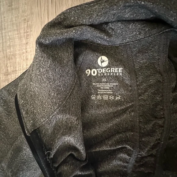 Sporty shirt - Picture 5 of 8